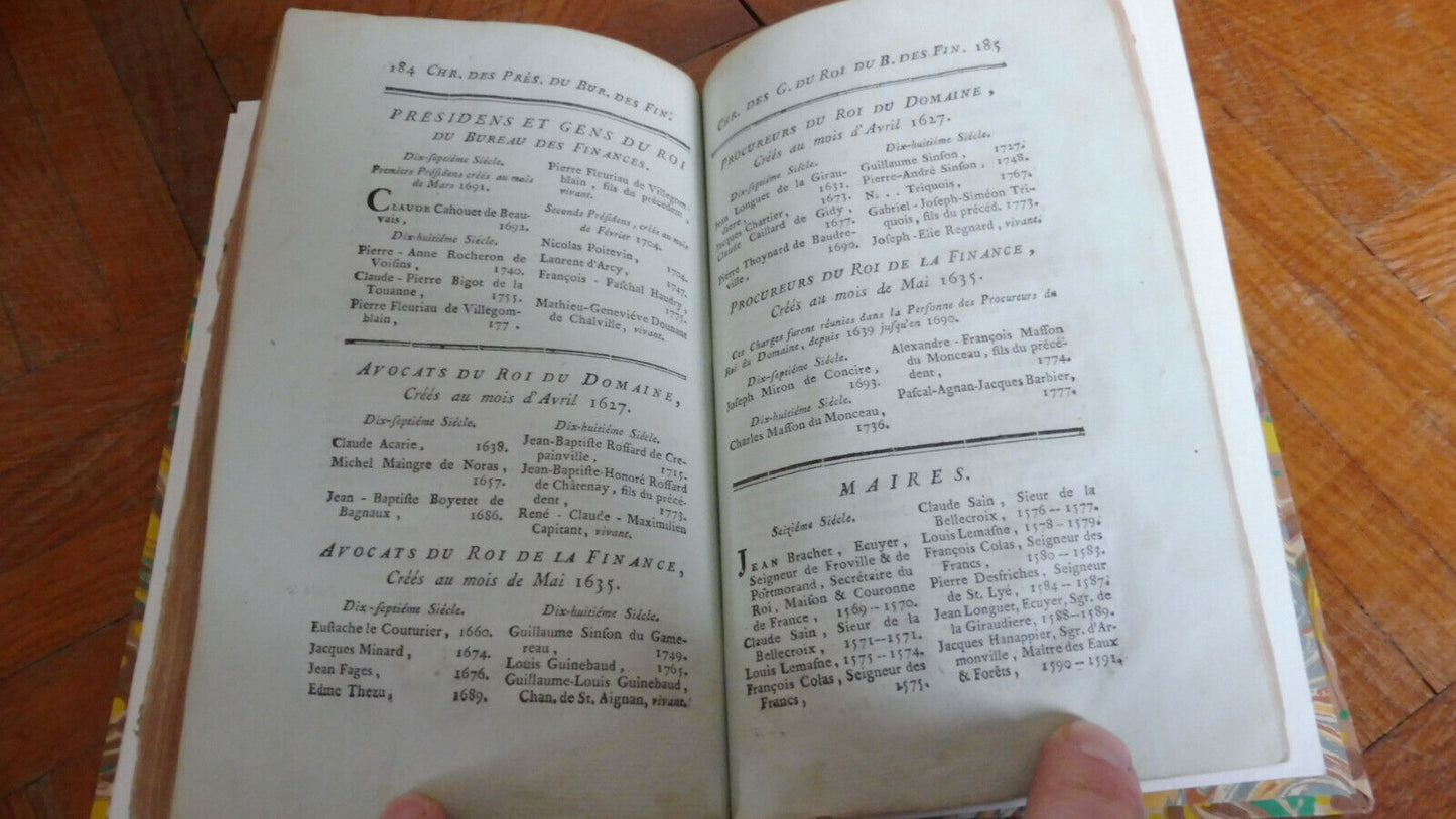 Essais historiques sur Orléans (C. N. Beauvais de Préau) 1778
