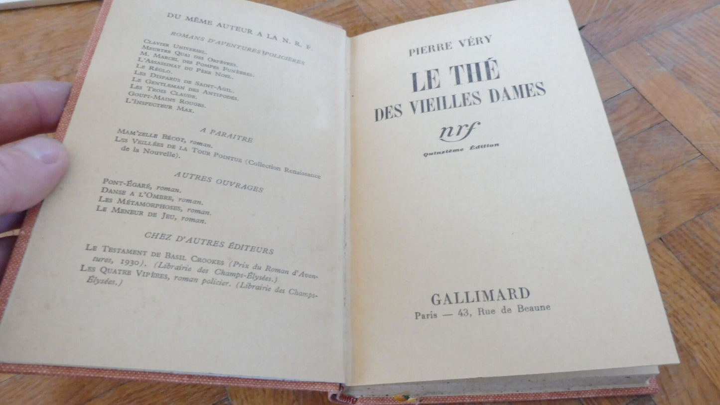 Le Thé des vieilles dames (Pierre Véry) 1937