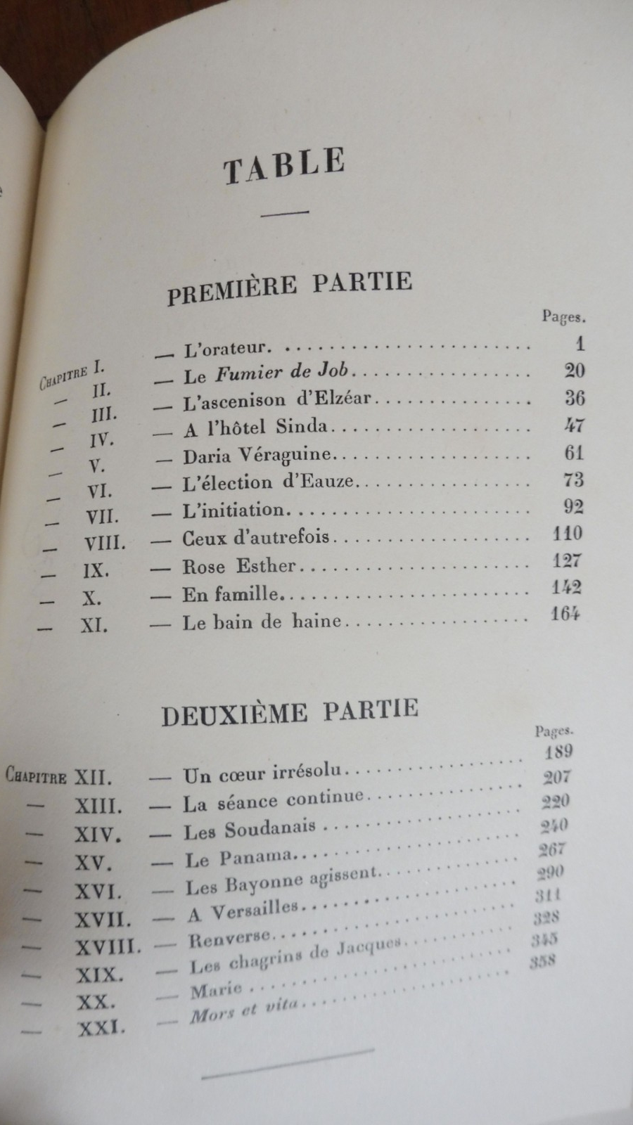 Les Morts qui parlent. Scènes de la vie parlementaire (De Vogüe) 1882