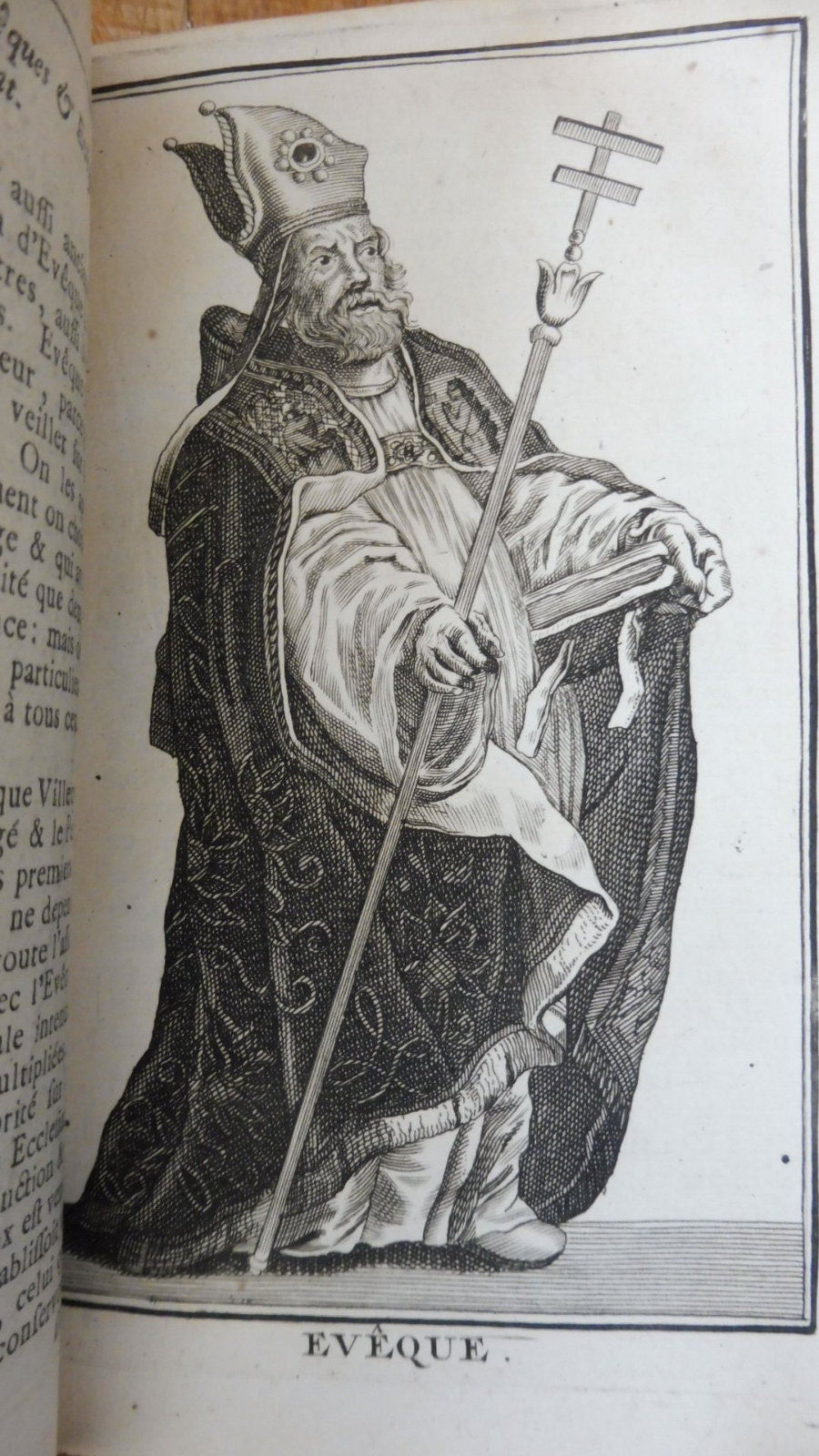 Histoire du clergé séculier et régulier (Bonanni) 1716 4 vol.