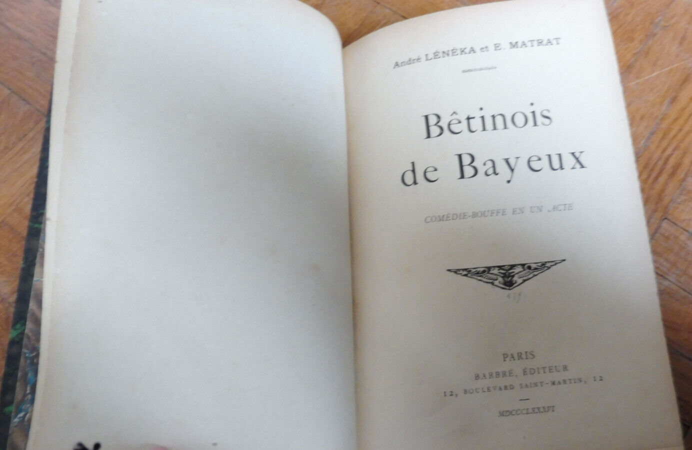 Comédies (Labiche, Quatrelles, Meilhac...) 35 vol. en 5 tomes