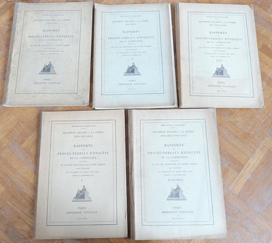 Document relatifs à la guerre de 1914-18 - Rapports et procès verbaux 5 vol.
