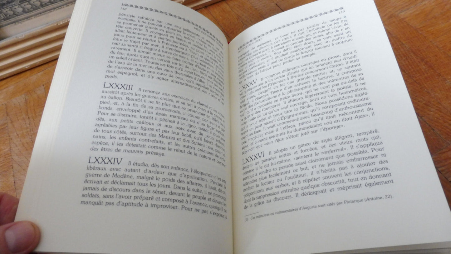 Vies des douze Césars (Suétone) 1988