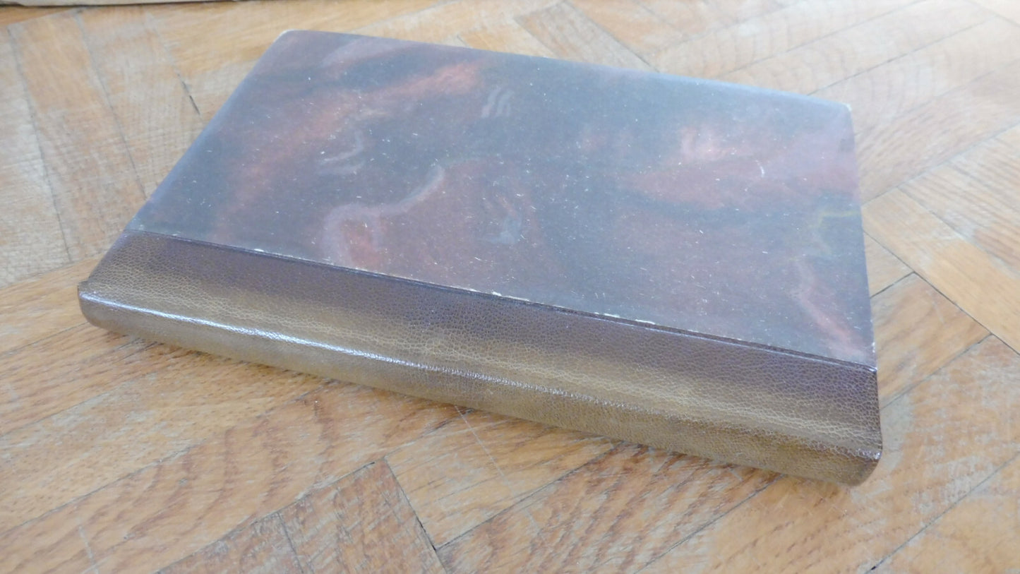 Descente dans la vallée (John Hersey) 1944