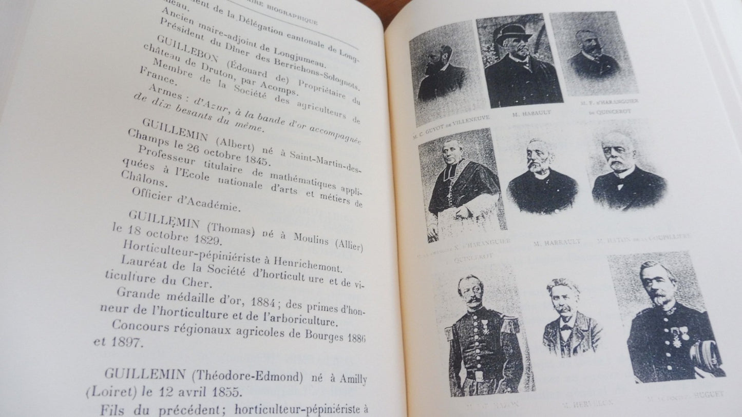 Dictionnaire biographique du Cher 1900 [REPRODUCTION]