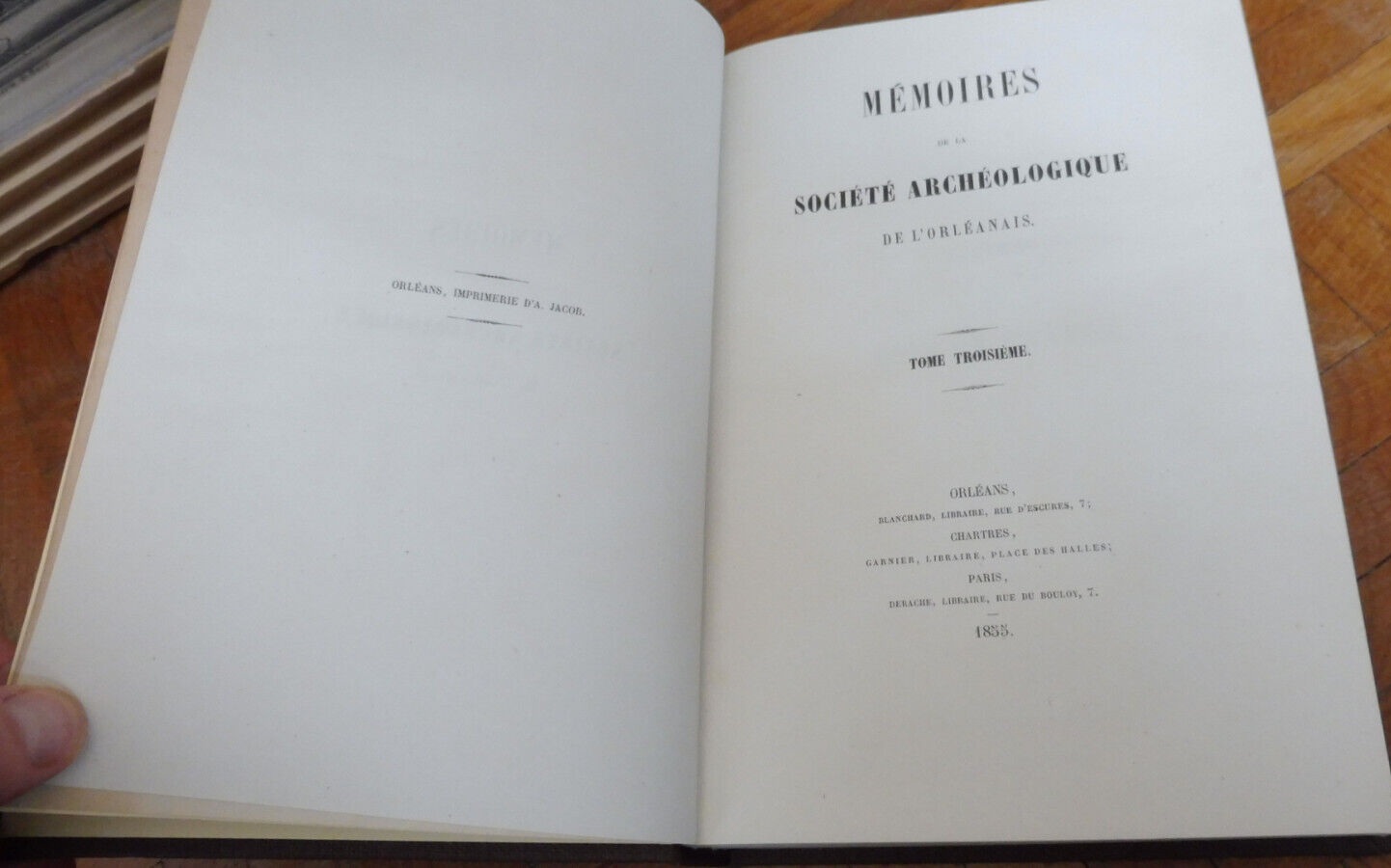 Mémoires de la Société archéologique de l'Orléanais 1855