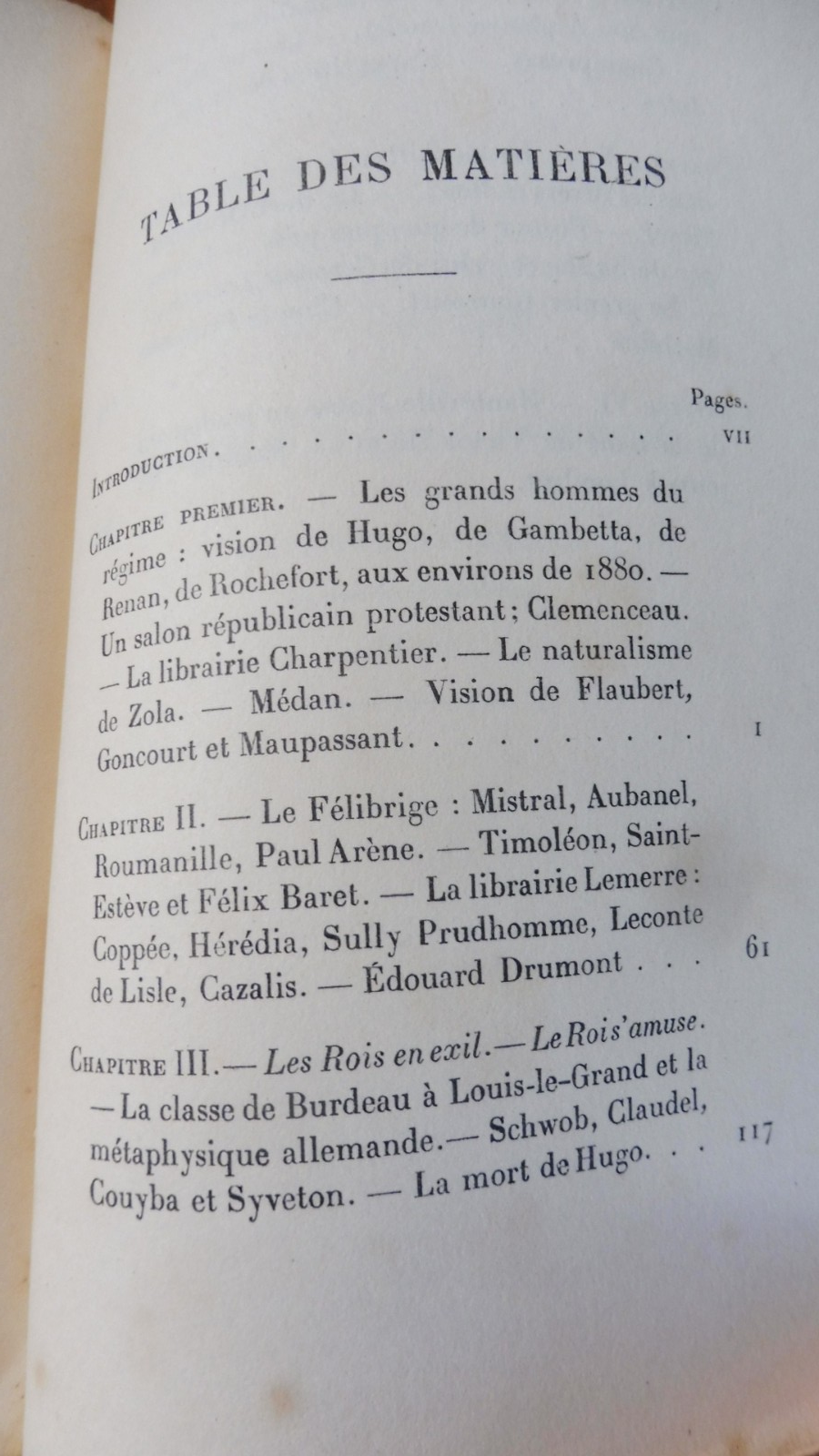 Fantômes et vivants. Souvenirs des milieux littéraires... (Léon Daudet) 1914