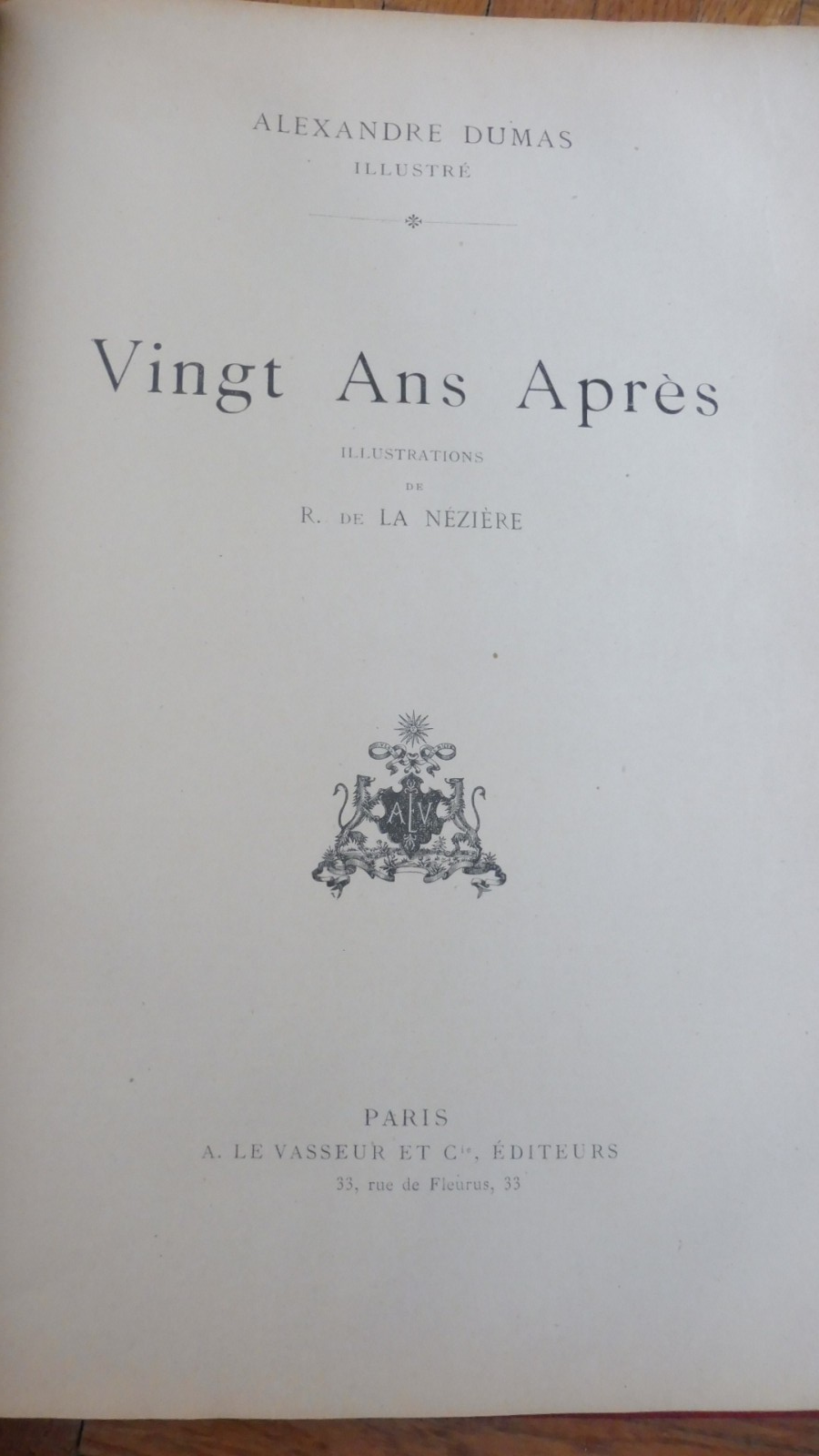 Les Trois mousquetaires. Vingt ans après (Dumas) s.d. Illus. Lenoir, La Nézière