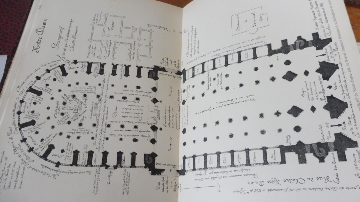 Bulletin de la Société des amis des Monuments de Paris. 1885-1891