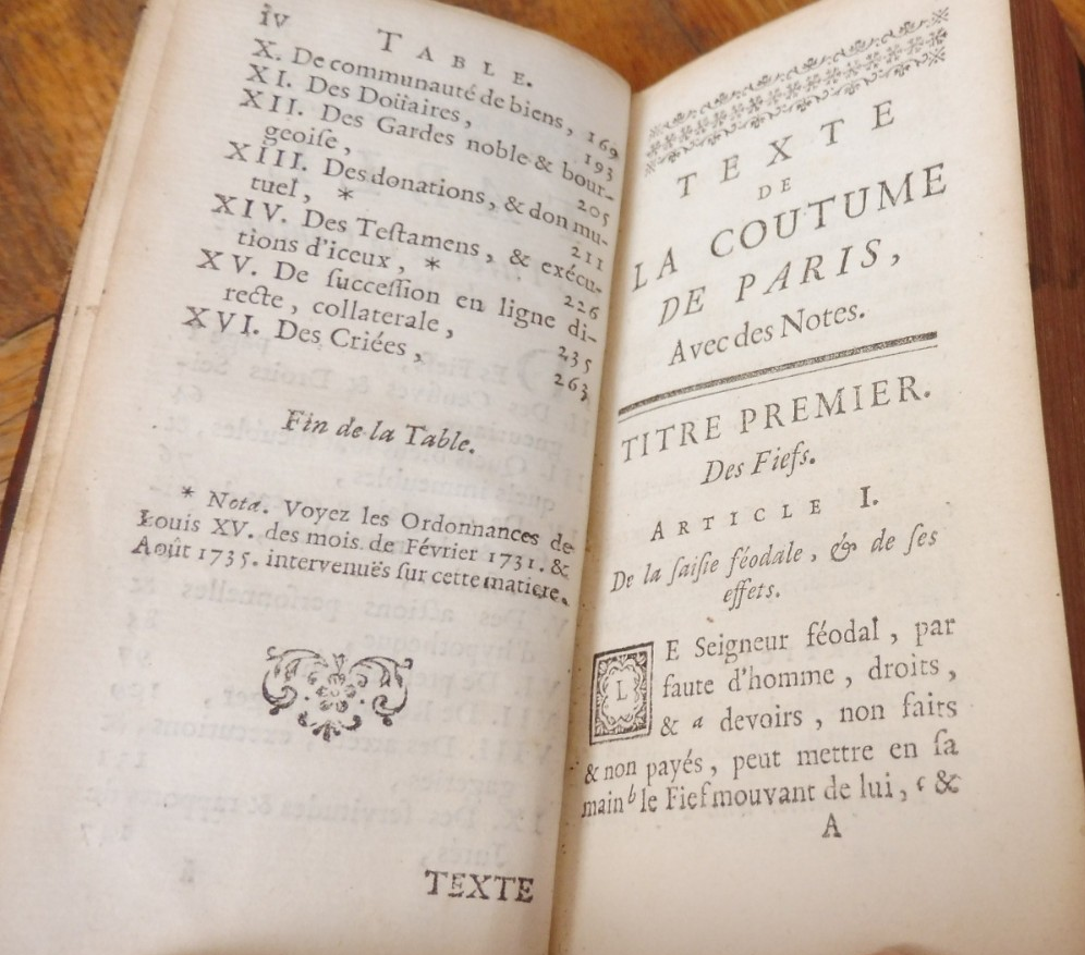 Texte des coutumes de la prévosté et vicomté de Paris (De Ferrière) 1740