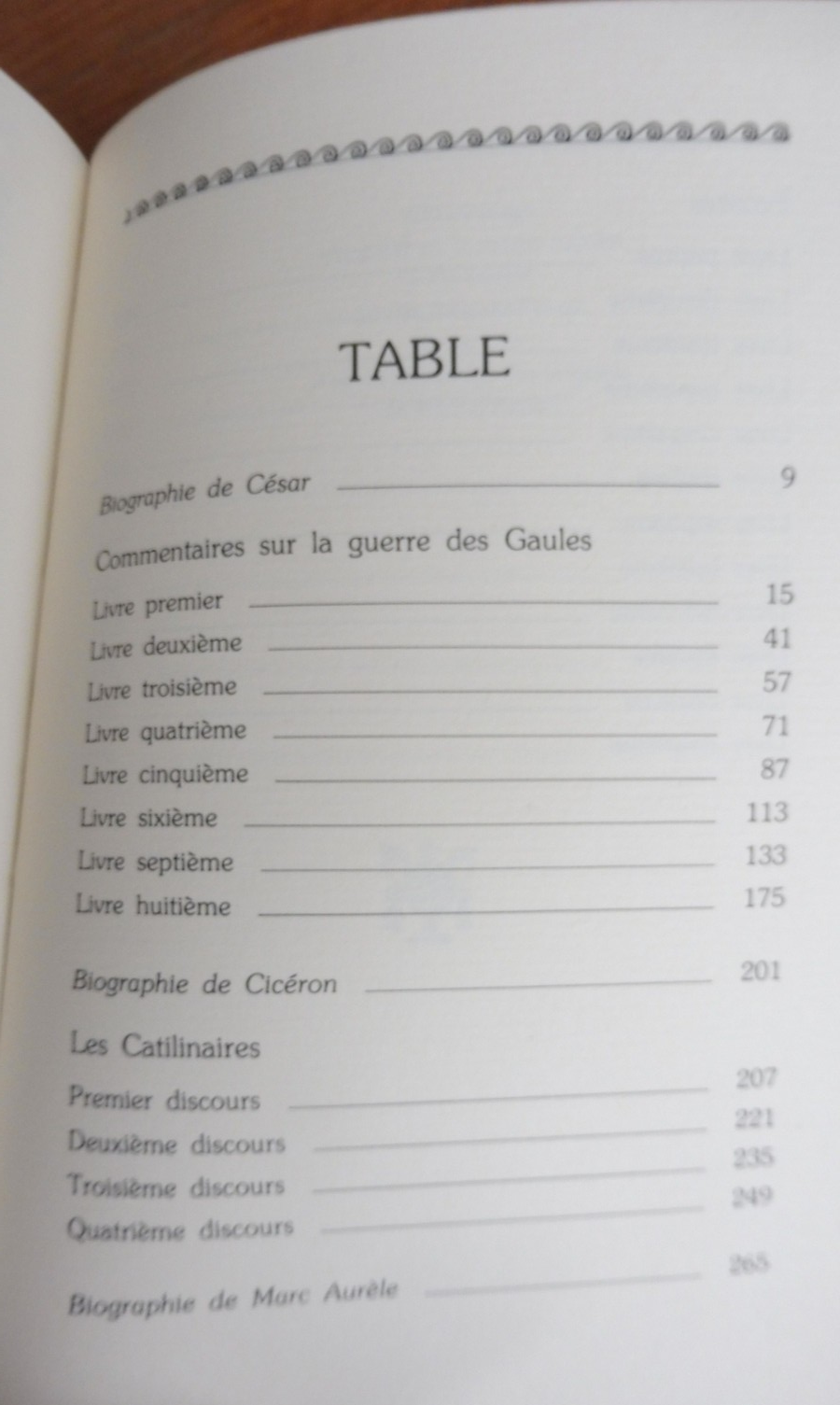 La Guerre des Gaules + Cicéron + Marc-Aurèle 1988