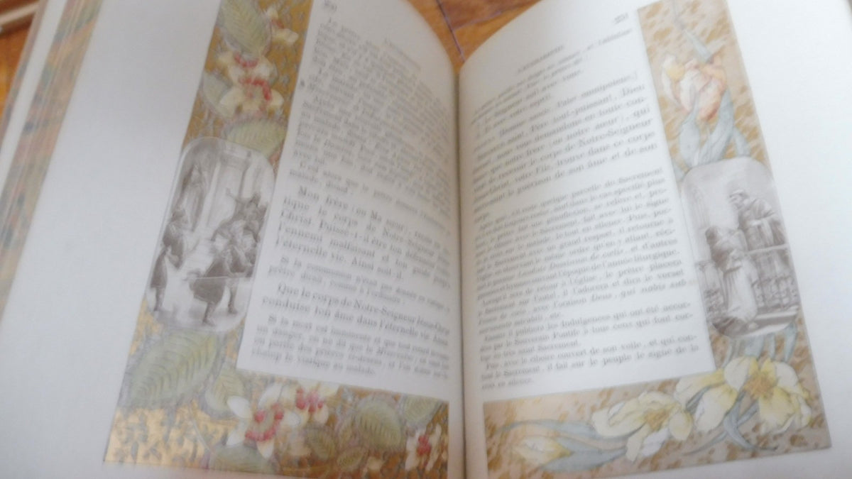 Missel romain 1889 belle reliure petits fers