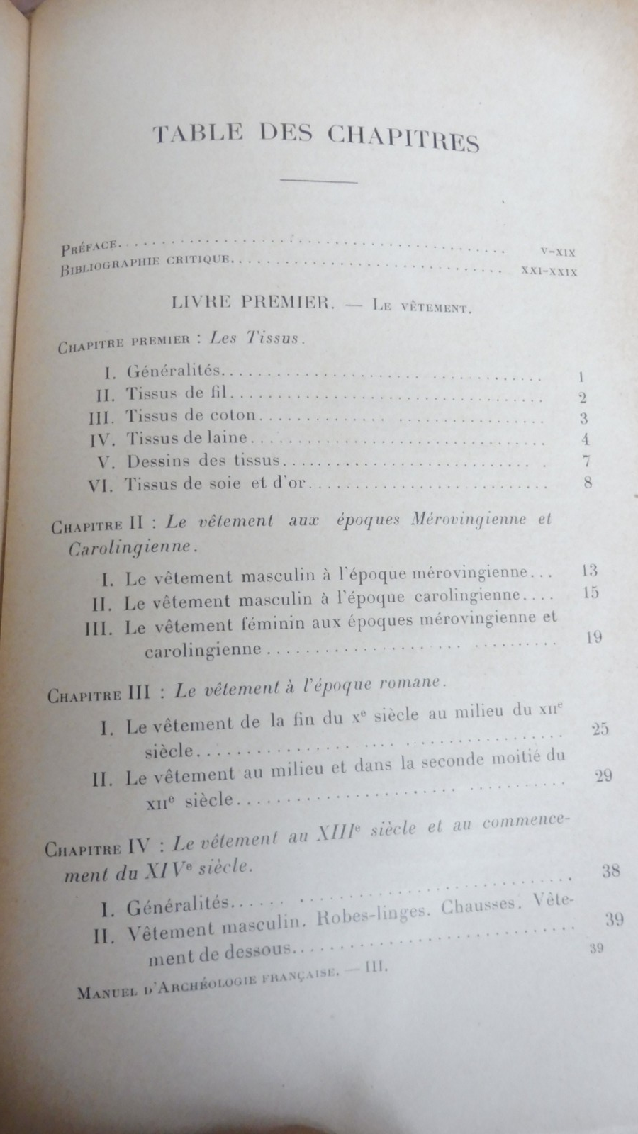 Le Costume (Camille Enlart) 1916