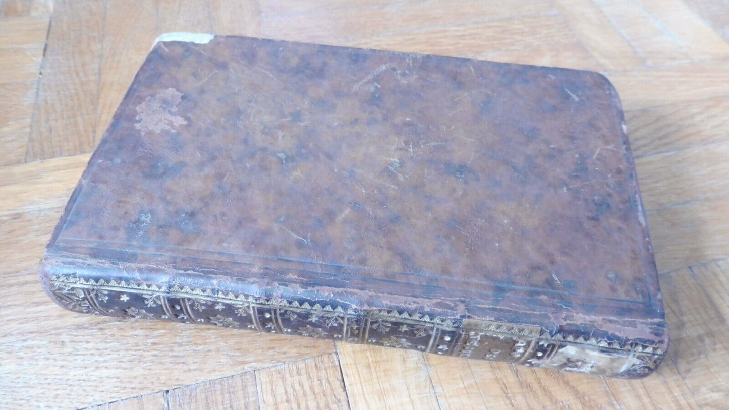 Apologie de l'Institut des Jésuites 1758 2 tomes en 1 vol.