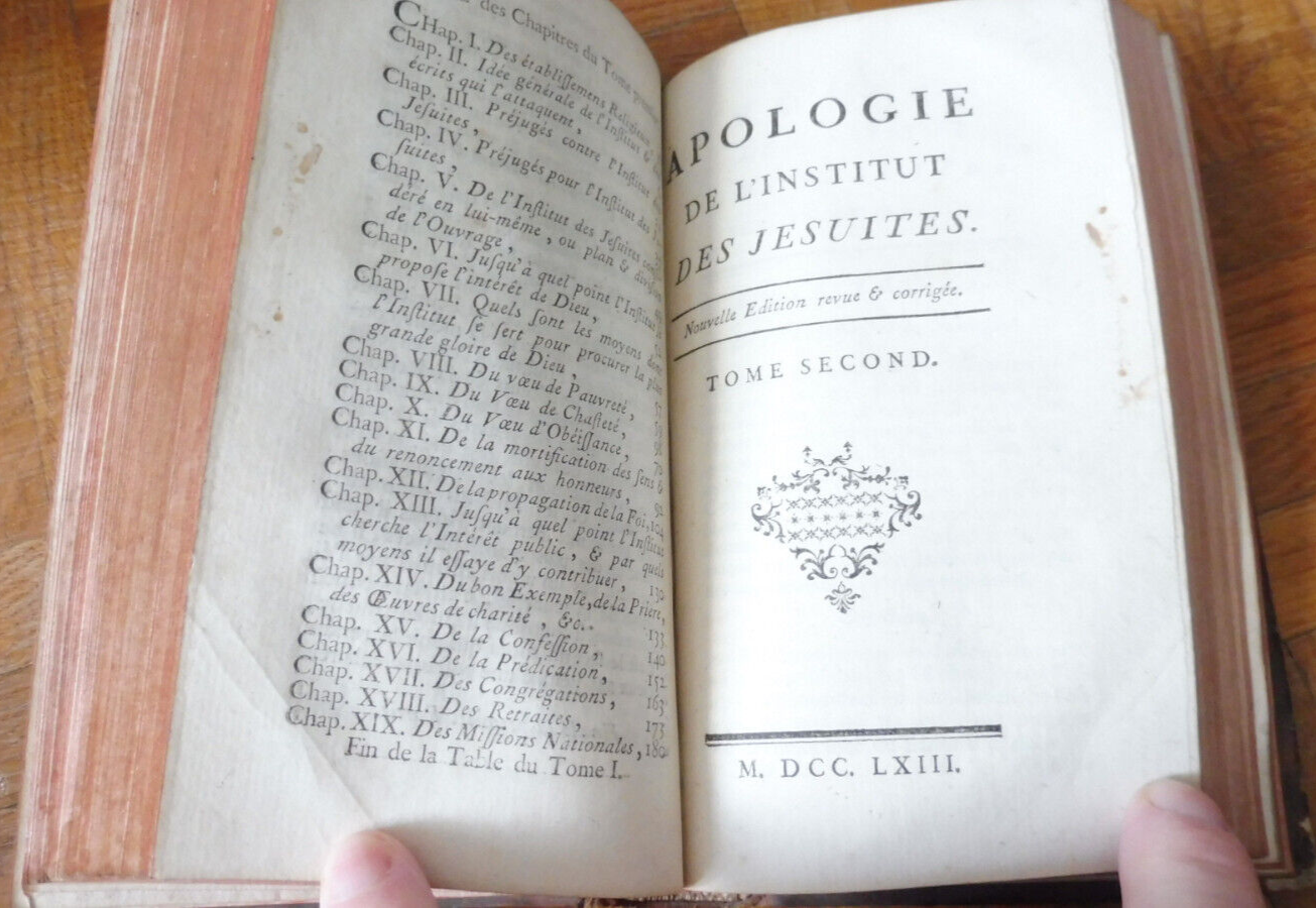 Apologie de l'Institut des Jésuites 1758 2 tomes en 1 vol.