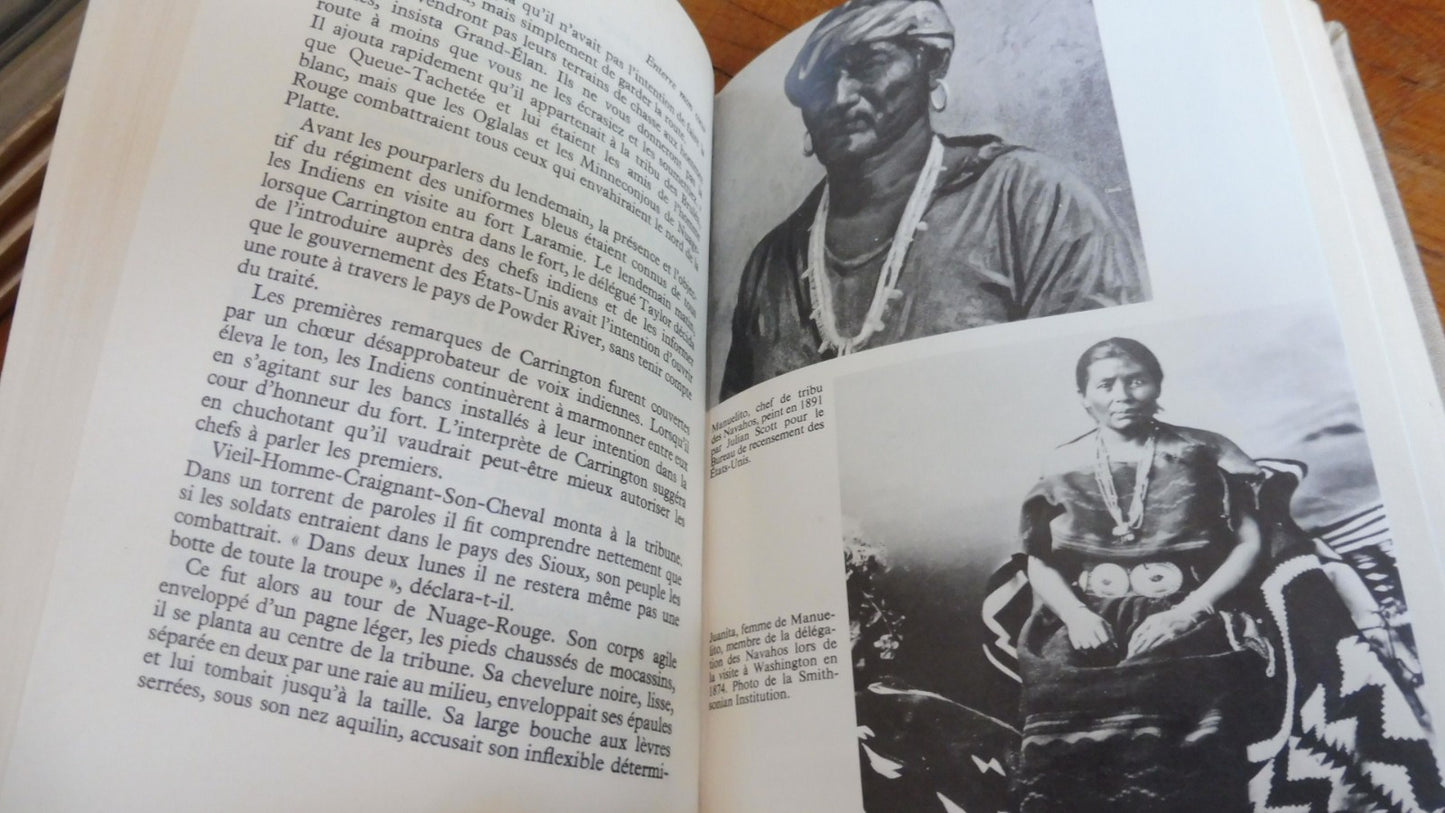 Enterre mon coeur. La longue marche des Indiens vers la mort (Dee Brown) 1973