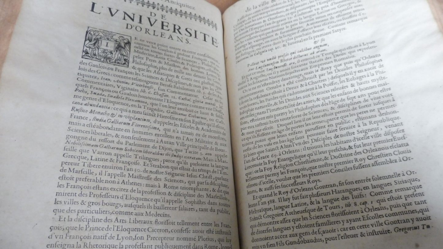 Histoire et antiquitez de la ville d'Orléans (François Le Maire) 1648 IN FOLIO