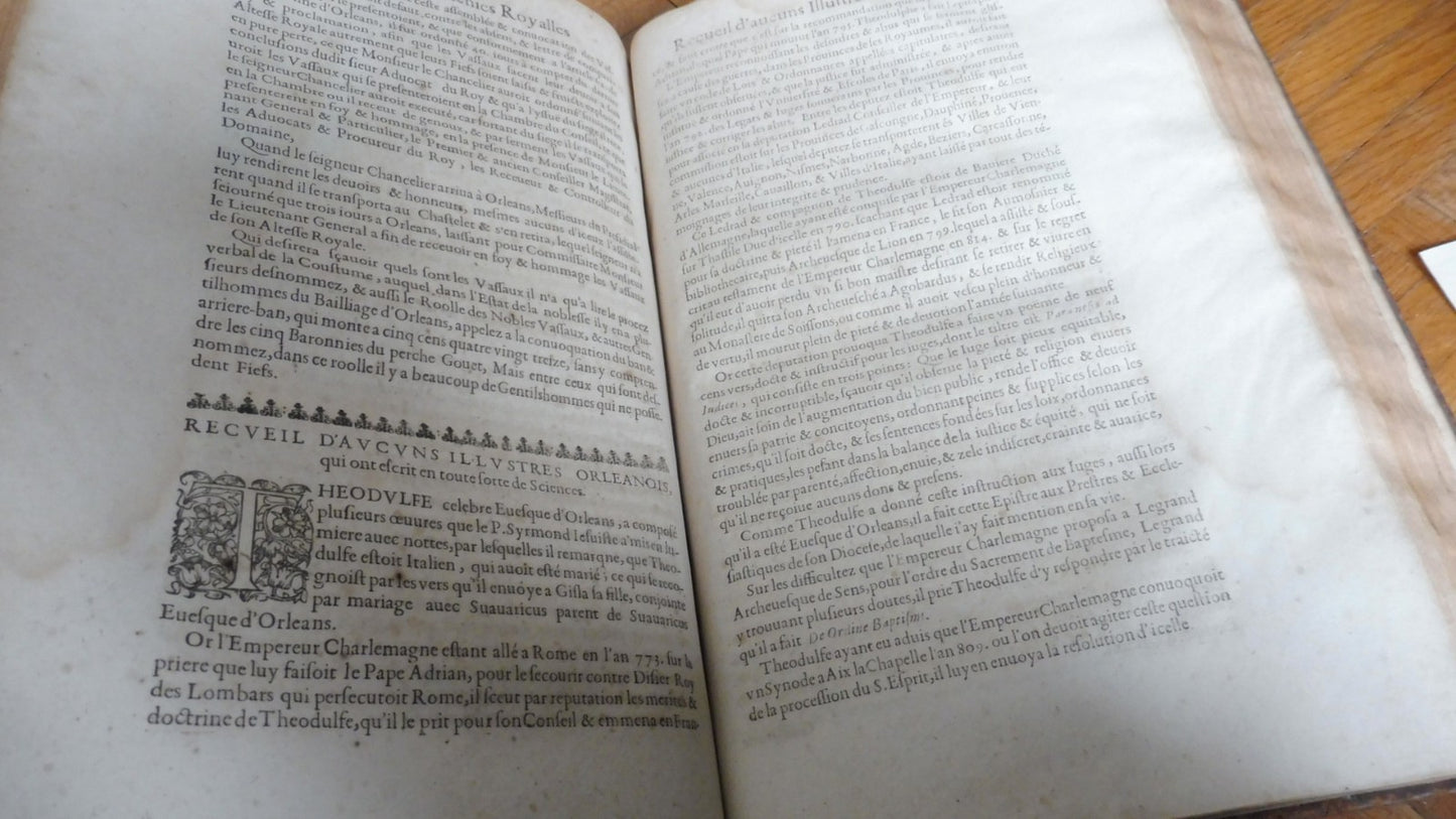 Histoire et antiquitez de la ville d'Orléans (François Le Maire) 1648 IN FOLIO