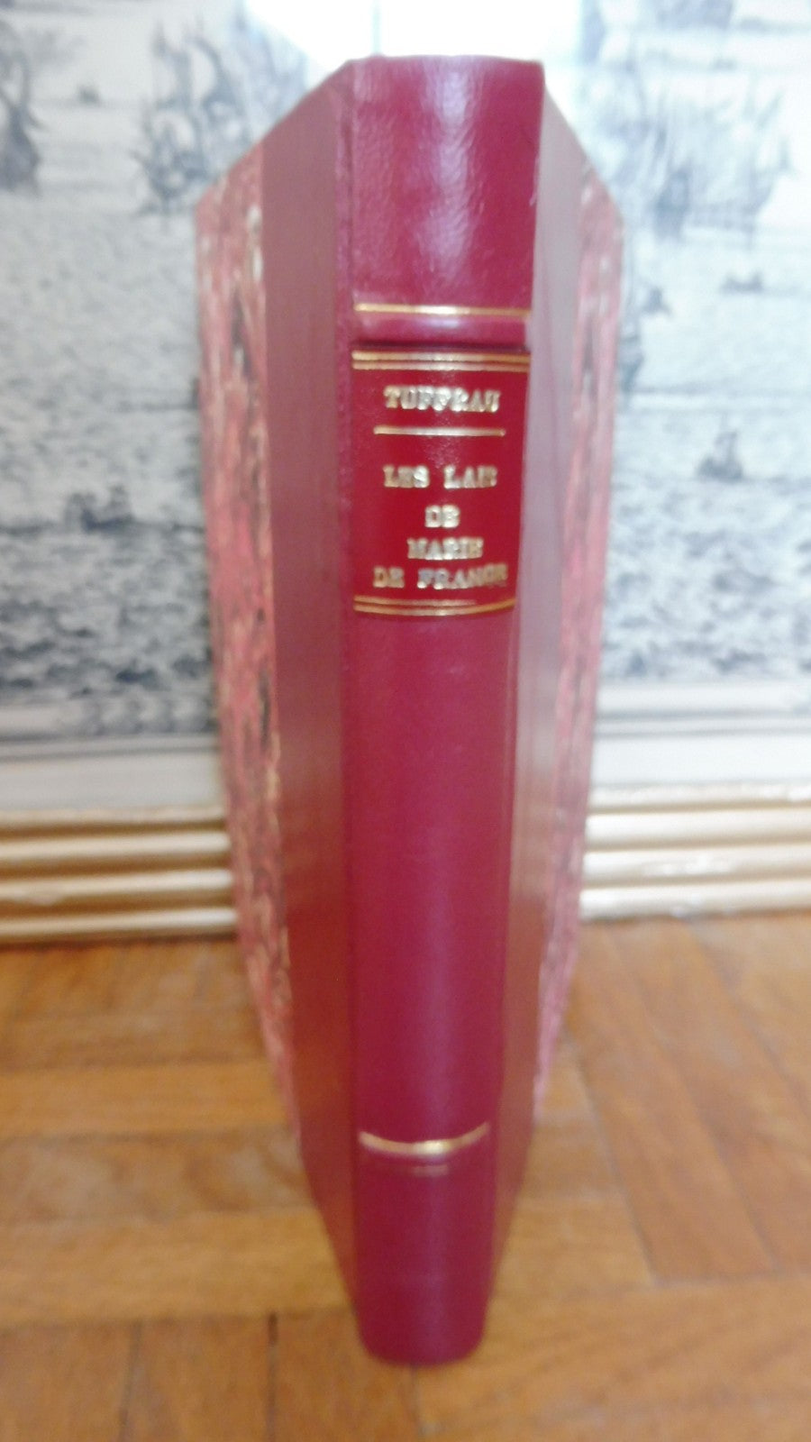 Les Lais de Marie de France (Tuffrau) 1932