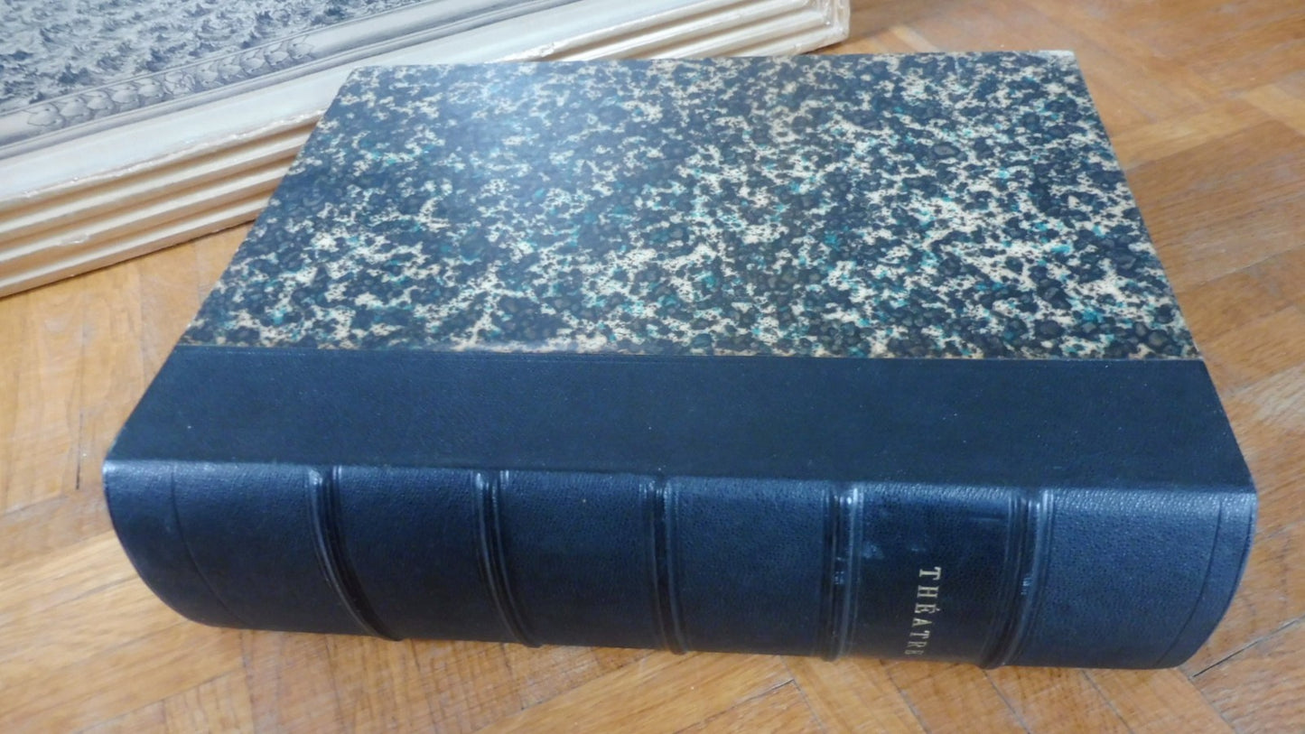 Livre à secret 21x28x7 cm