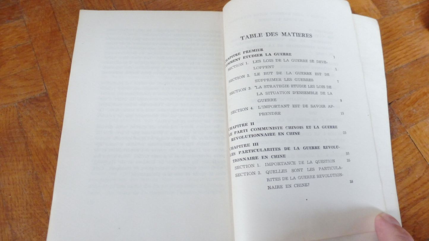 Les Problèmes stratégiques de la guerre révolutionnaire (Mao Tse-Toung) 1966