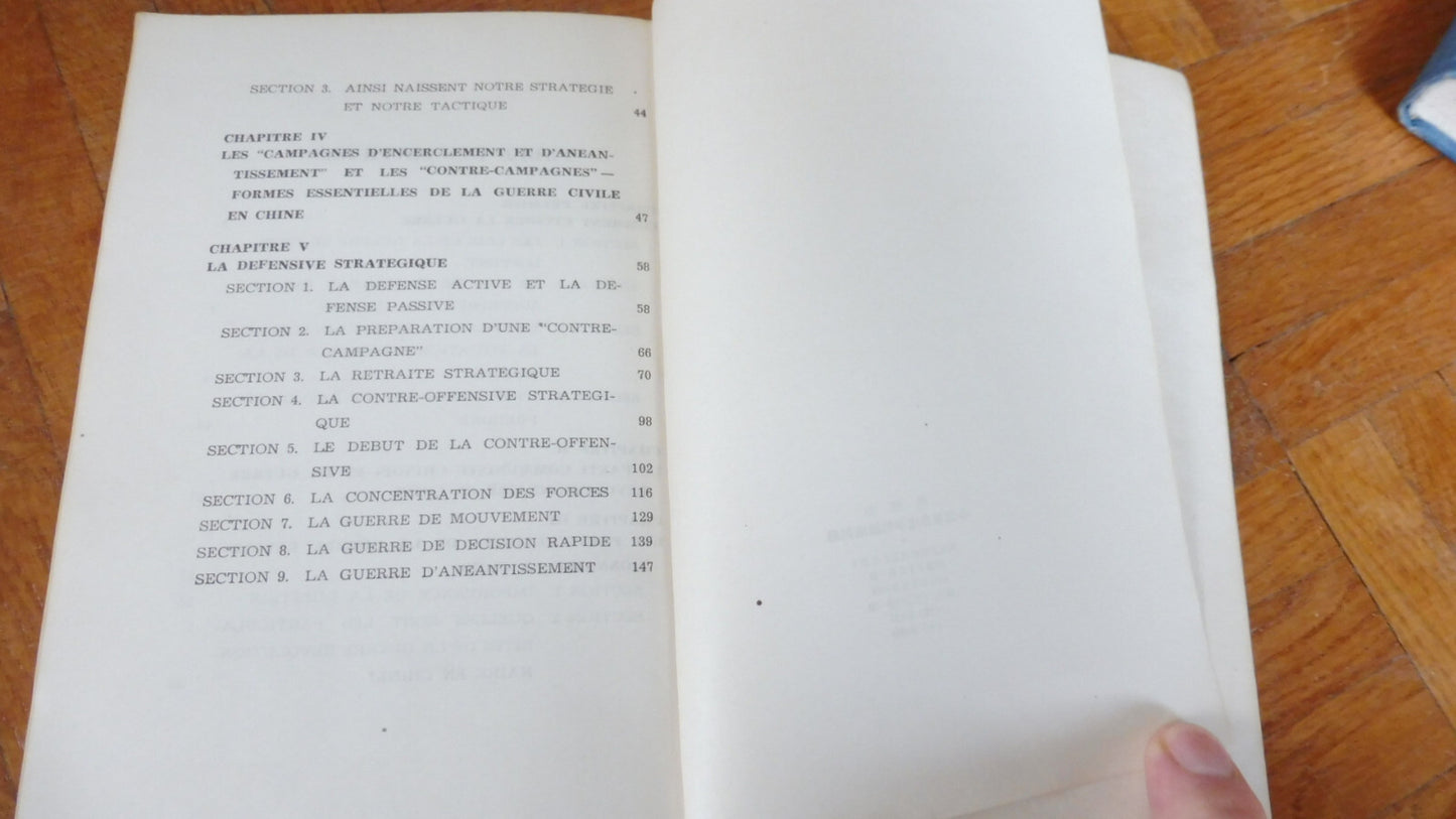 Les Problèmes stratégiques de la guerre révolutionnaire (Mao Tse-Toung) 1966